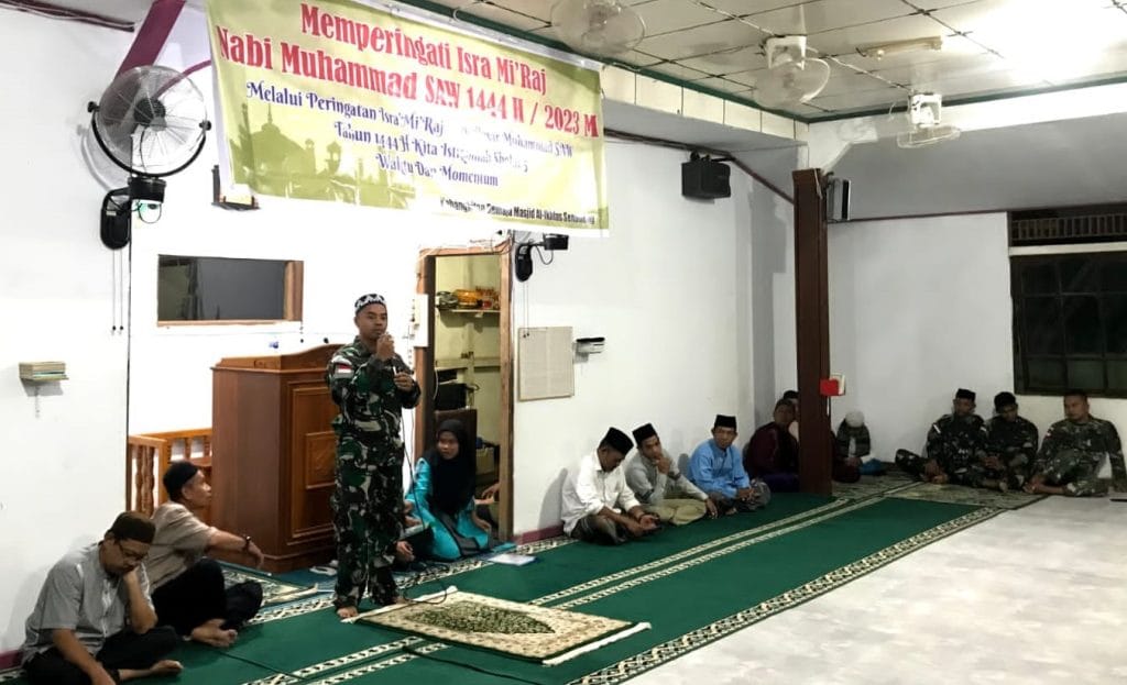 Isra Mi’raj Meningkatkan Ketakwaan Prajurit Satgas Pamtas RI-Malaysia Yonarmed 19/105 Trk Bogani