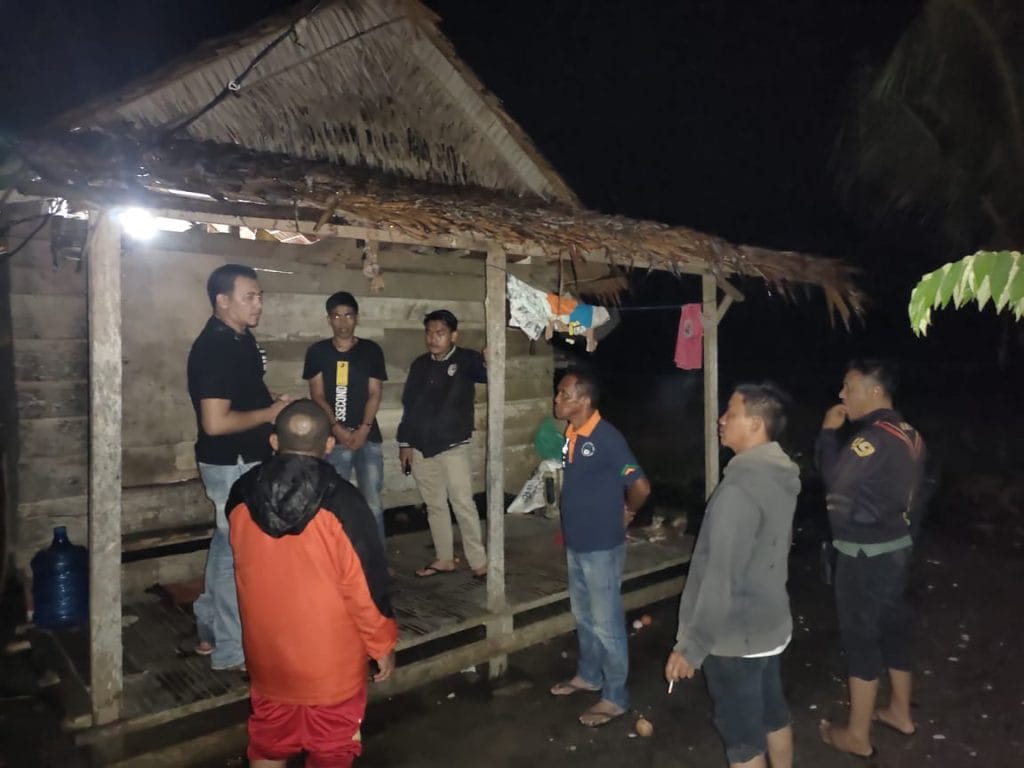 Satresnarkoba Polres Pasangkayu Bergulat Dengan Pelaku Narkoba