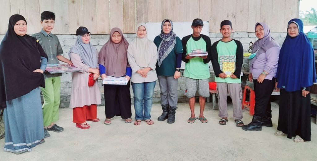 PT Mamuang Salurkan Bantuan ke Kader Posyandu
