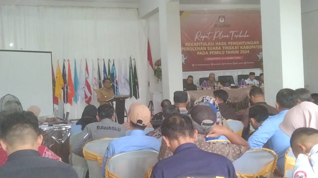 Pleno Rekapitulasi Perhitungan Suara, PJ Bupati Apresiasi Penyelenggara