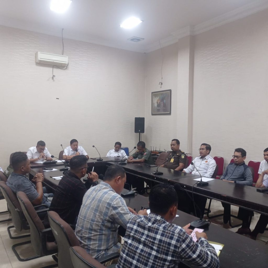 RDPU Terkait Komplik Lahan Warga Lariang dan Perusahaan Kelapa Sawit