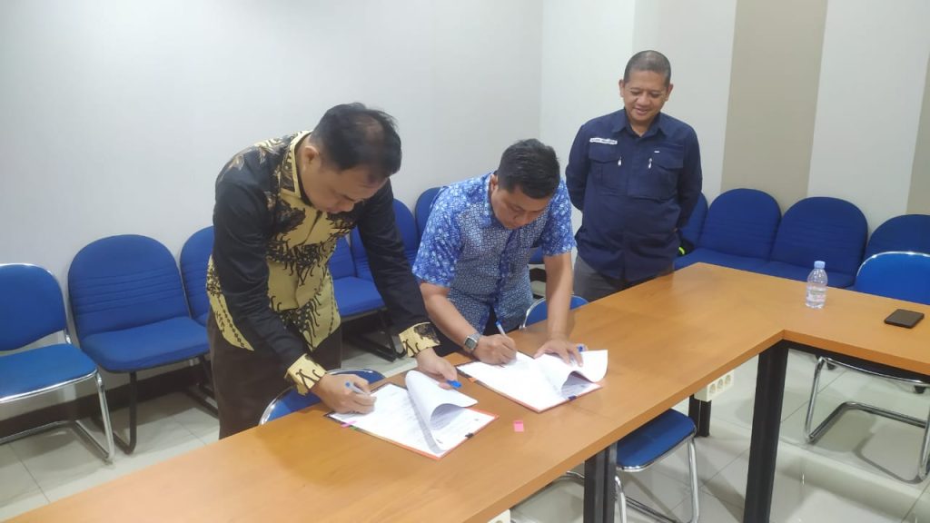 Susun Naskah Akademik, Sekertariat DPRD Sulbar Teken Kontrak Kerja Sama dengan LPPM Unhas