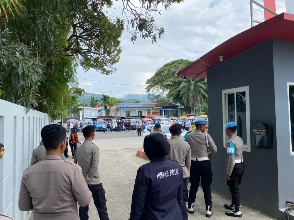 Perketat Pengundian Nomor Urut Paslon Cagub-Wagub, Polda Sulbar Turunkan 100 Persnonil