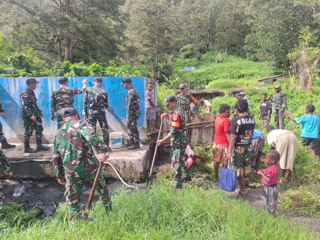 Dukung Kesejahteraan Masyarakat Papua, Satgas Yonif 641/Bru Hadirkan Air Bersih