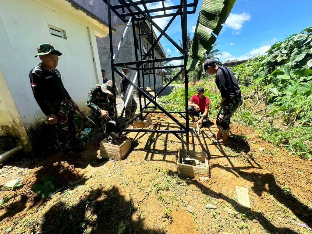 Satgas TMMD Kodim Pasangkayu Dirikan Rangka, Dekatkan Air Bersih ke Masyarakat Benggaulu