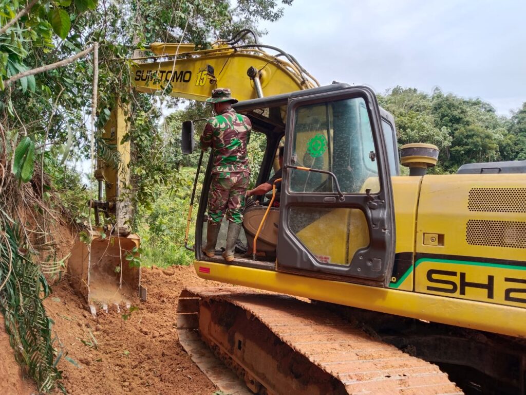 Kodim 1427/Pasangkayu Sasar Pembukaan Jalan di Dusun Kanan Tuo, Tingkatkan Aksesibilitas dan Ekonomi Warga